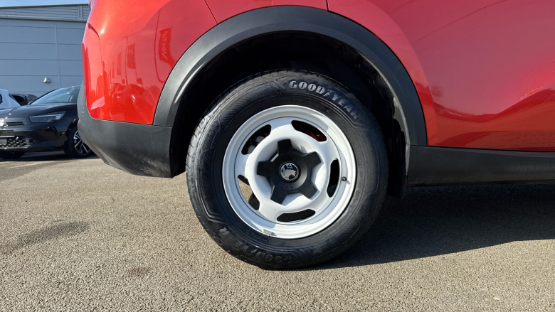 Vauxhall Frontera 83kW Design 44kWh 5dr Auto Electric Estate